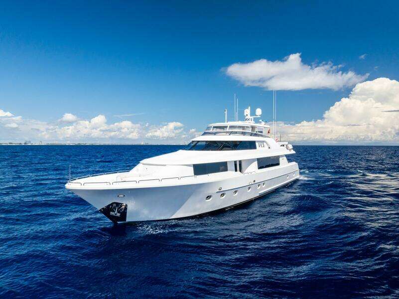 YES 112ft Westport Yacht For Sale