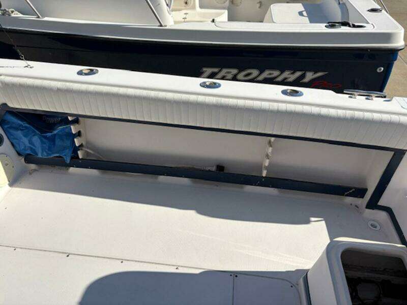 27ft Grady White Yacht For Sale
