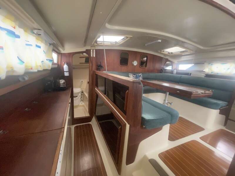 Miss Beautiful 34ft Gemini Yacht For Sale