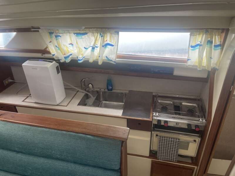 Miss Beautiful 34ft Gemini Yacht For Sale