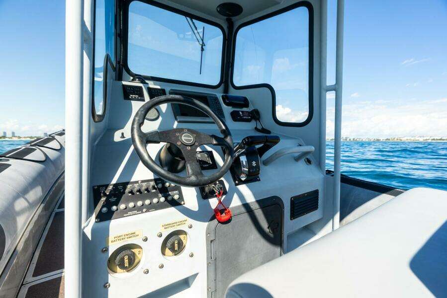 30ft Zodiac Yacht For Sale