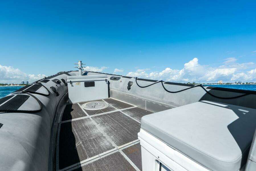 30ft Zodiac Yacht For Sale