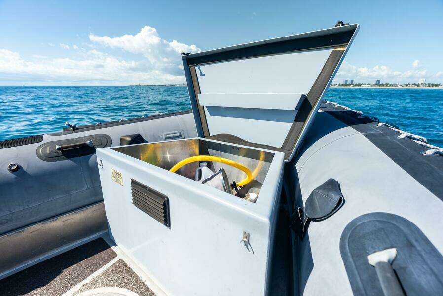 30ft Zodiac Yacht For Sale