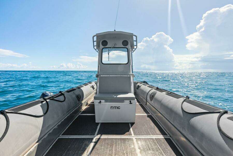 30ft Zodiac Yacht For Sale