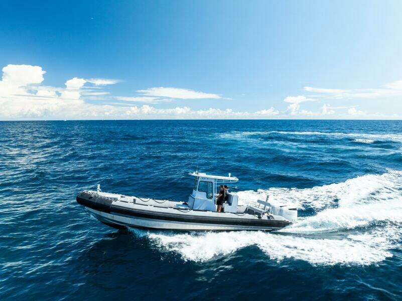 30ft Zodiac Yacht For Sale