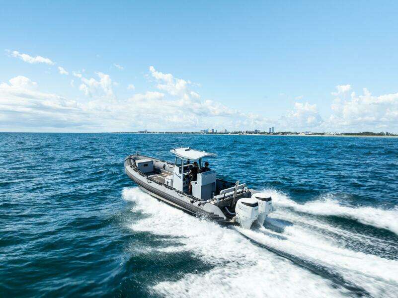 30ft Zodiac Yacht For Sale