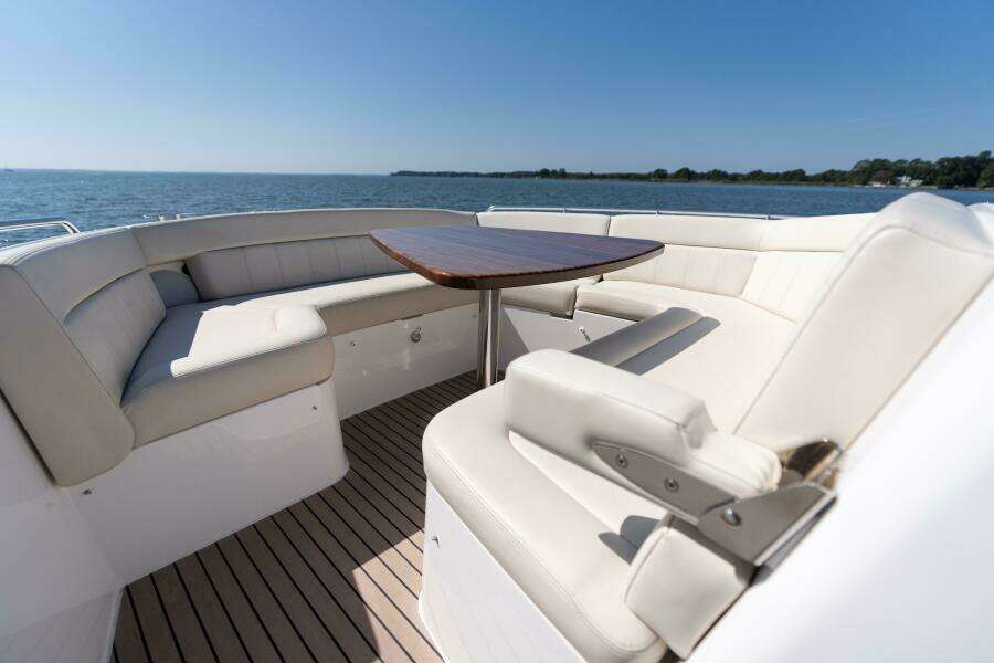 Middle Path 42ft MJM Yacht For Sale