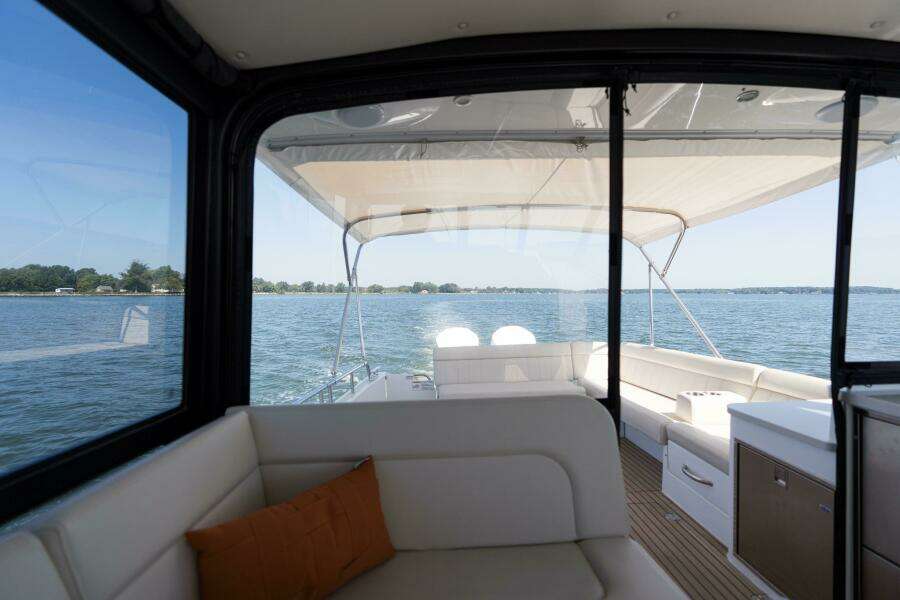 Middle Path 42ft MJM Yacht For Sale