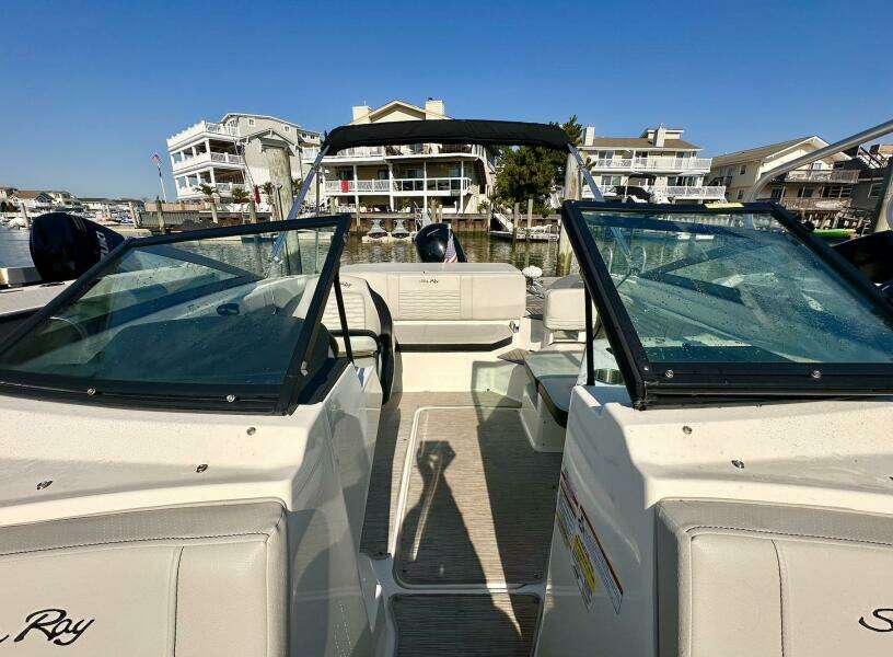 19ft Sea Ray Yacht For Sale