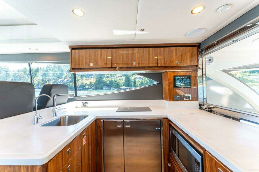 FM Trade In 46ft Riviera Yacht For Sale