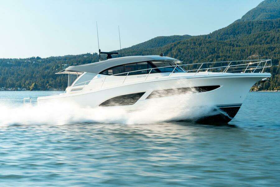 FM Trade In 46ft Riviera Yacht For Sale