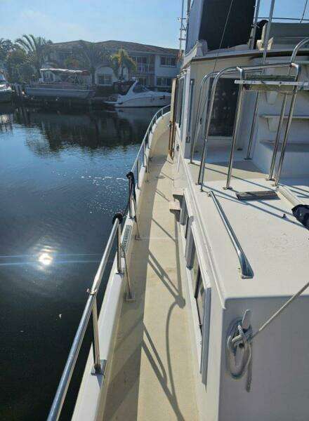 Moonshadow 42ft Grand Banks Yacht For Sale