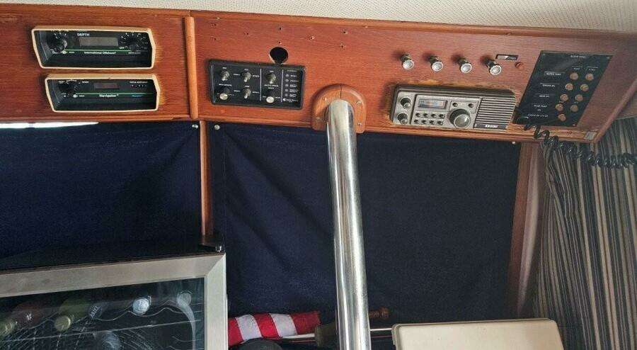 Moonshadow 42ft Grand Banks Yacht For Sale