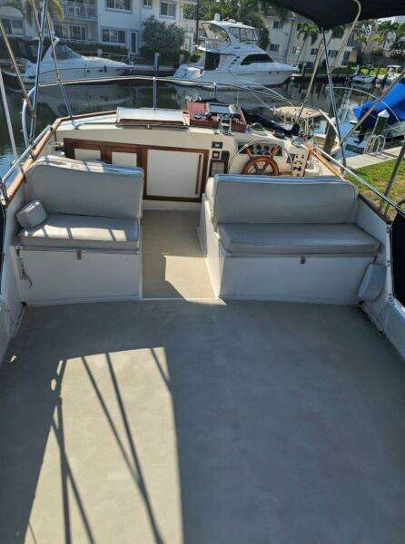Moonshadow 42ft Grand Banks Yacht For Sale
