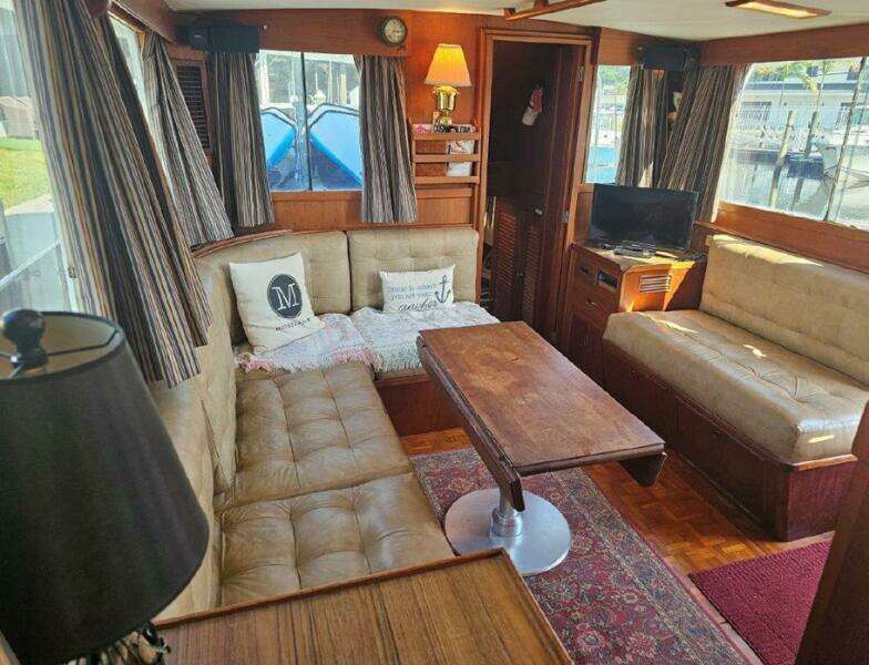 Moonshadow 42ft Grand Banks Yacht For Sale