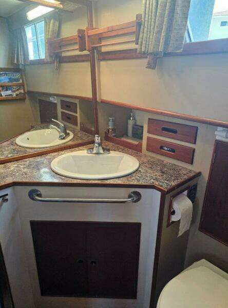 Moonshadow 42ft Grand Banks Yacht For Sale
