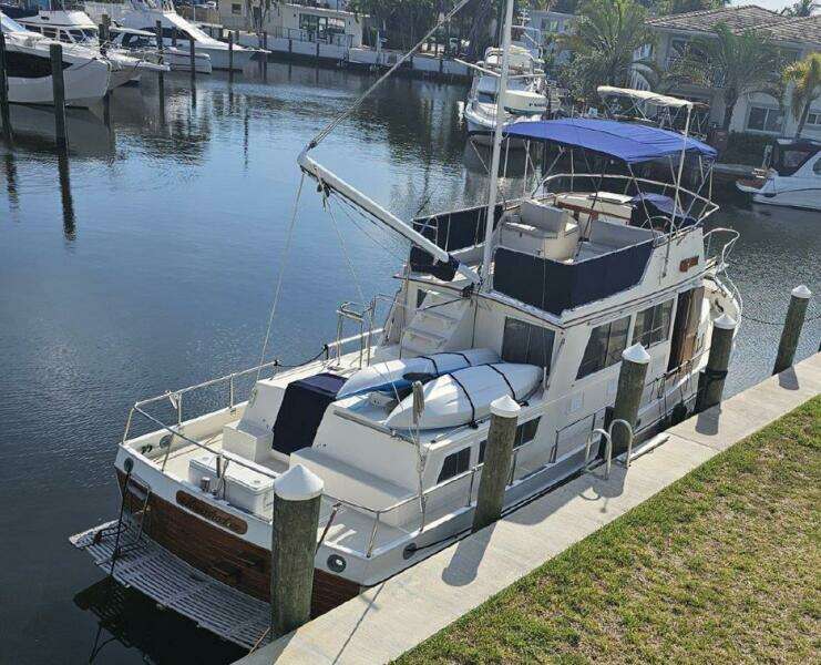Moonshadow 42ft Grand Banks Yacht For Sale