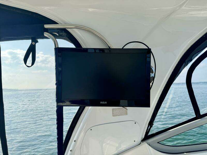 Escape 36ft Rinker Yacht For Sale