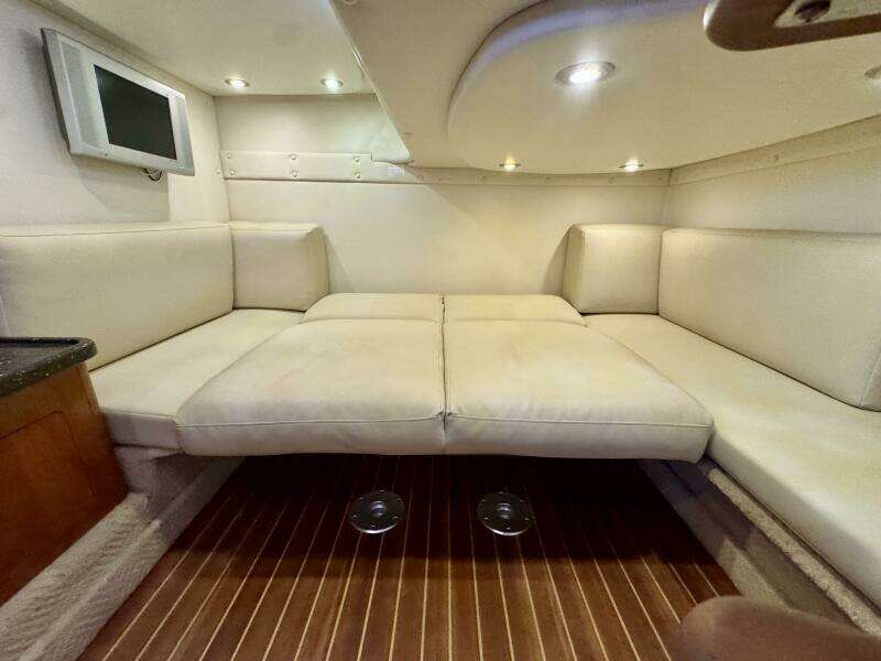 Escape 36ft Rinker Yacht For Sale