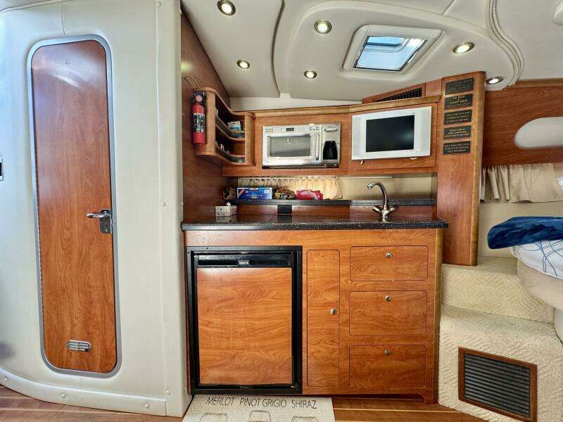 Escape 36ft Rinker Yacht For Sale