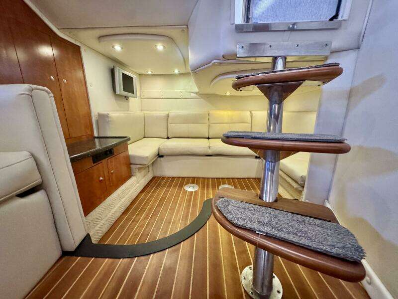 Escape 36ft Rinker Yacht For Sale