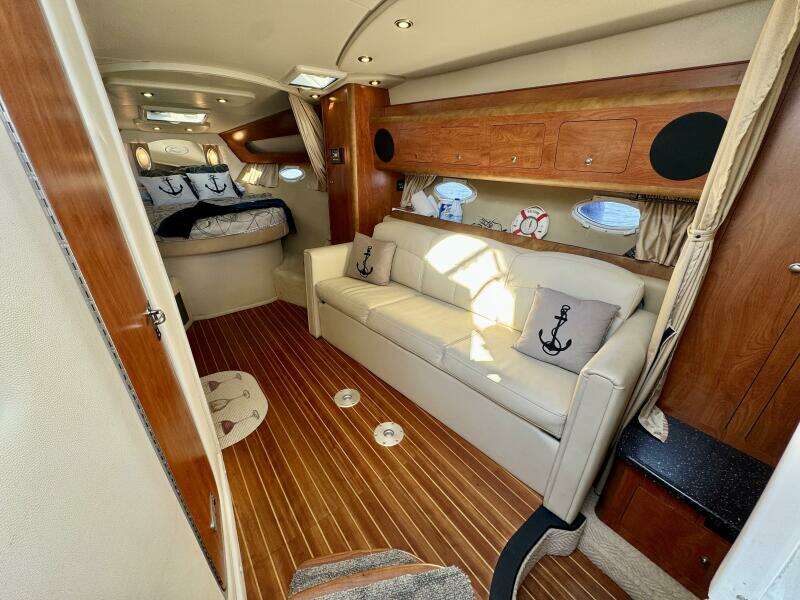 Escape 36ft Rinker Yacht For Sale