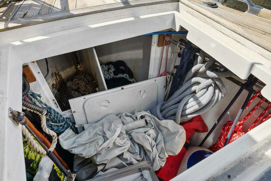 Benedetto 42ft Lagoon Yacht For Sale