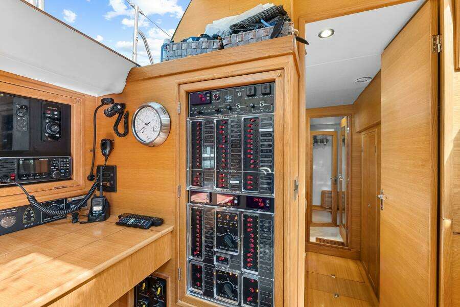 Benedetto 42ft Lagoon Yacht For Sale