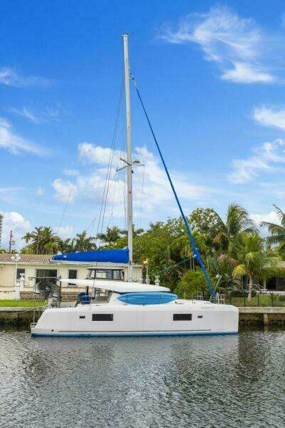 Benedetto 42ft Lagoon Yacht For Sale