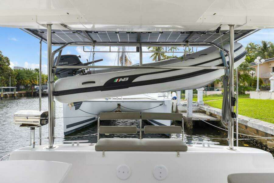 Benedetto 42ft Lagoon Yacht For Sale