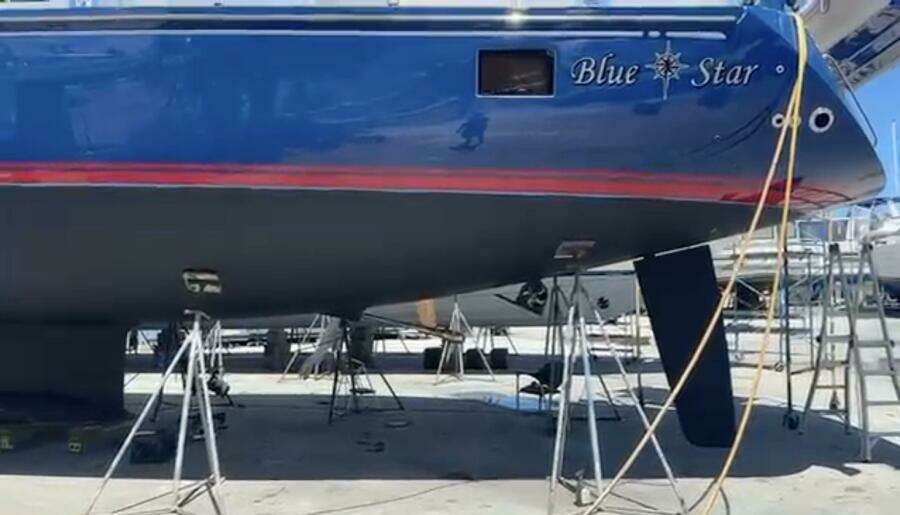 Benedetto 42ft Lagoon Yacht For Sale