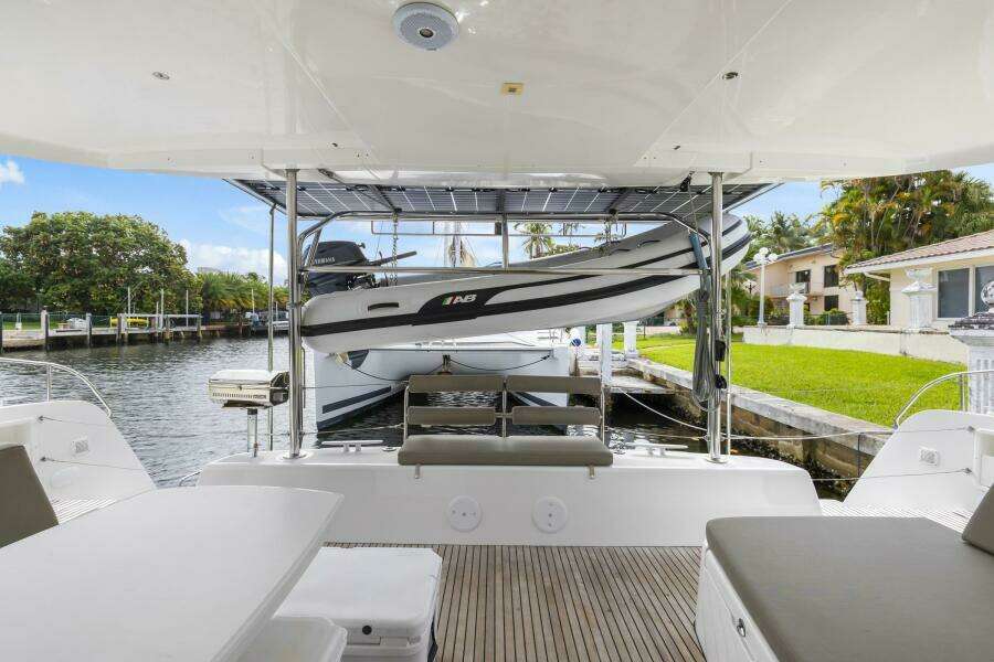 Benedetto 42ft Lagoon Yacht For Sale