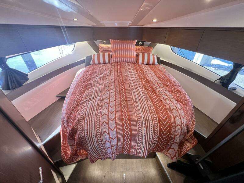2024 Beneteau Antares 11