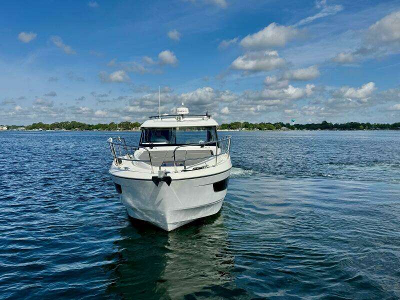 2024 Beneteau Antares 11