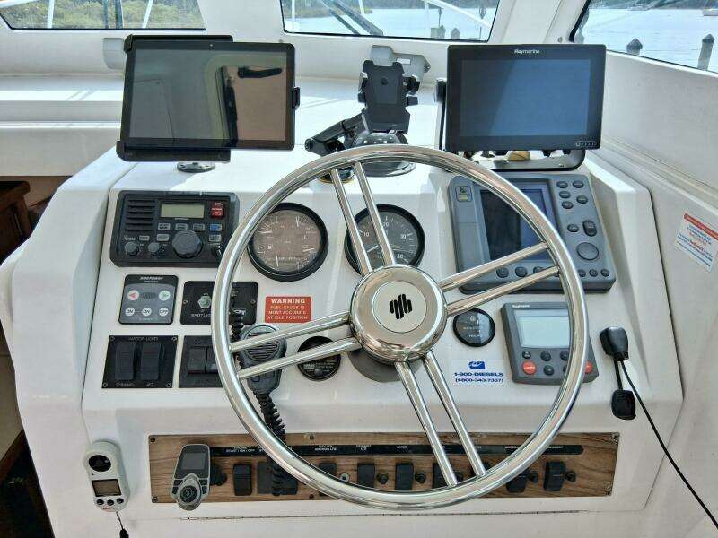 30ft Mainship Yacht For Sale