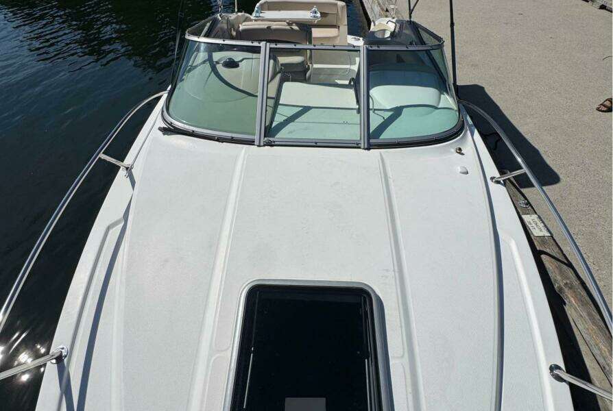 25ft Chaparral Yacht For Sale