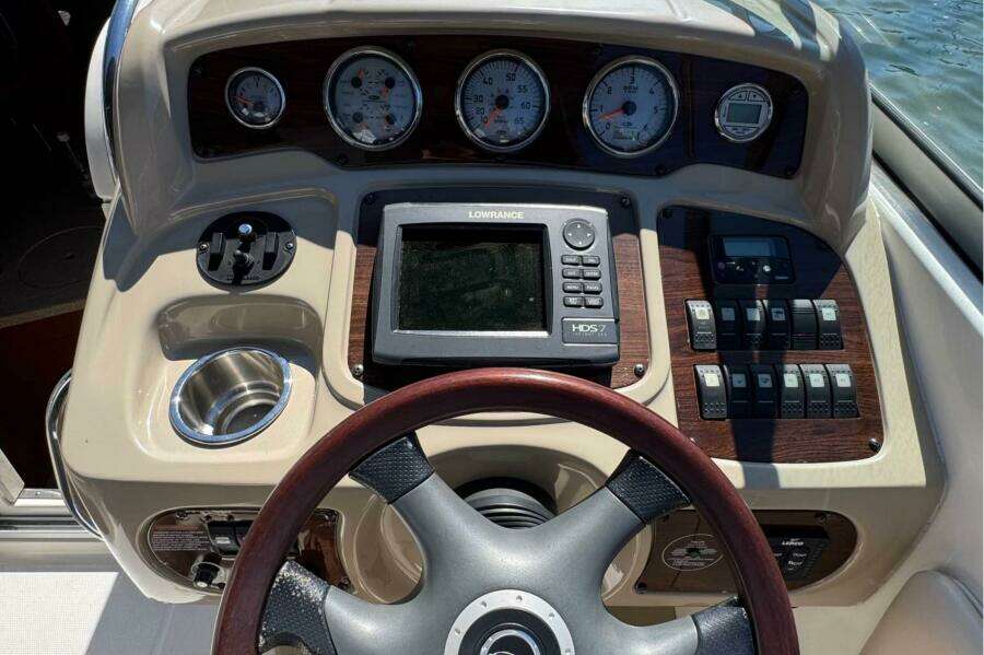 25ft Chaparral Yacht For Sale