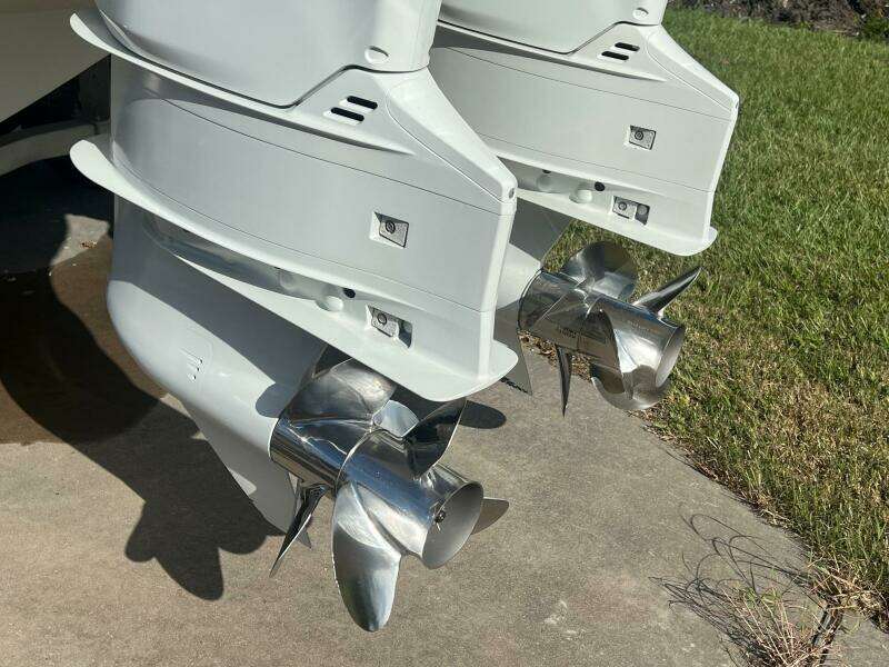32ft Carrera Boats Yacht For Sale