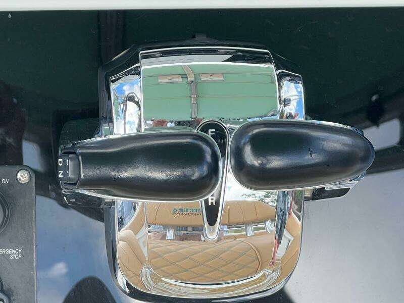 32ft Carrera Boats Yacht For Sale