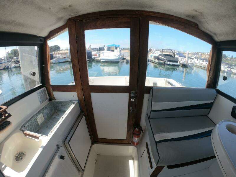 Ted S Toy 21ft Bayliner Yacht For Sale