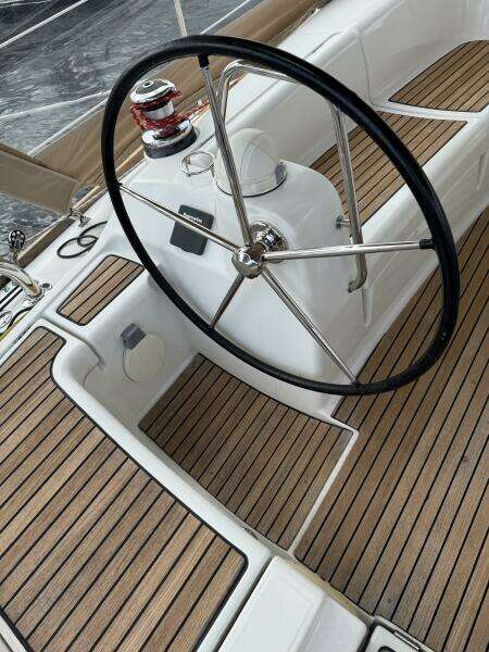 Vision 360 43ft Beneteau Yacht For Sale