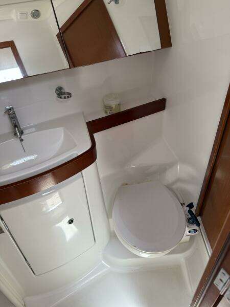 Vision 360 43ft Beneteau Yacht For Sale