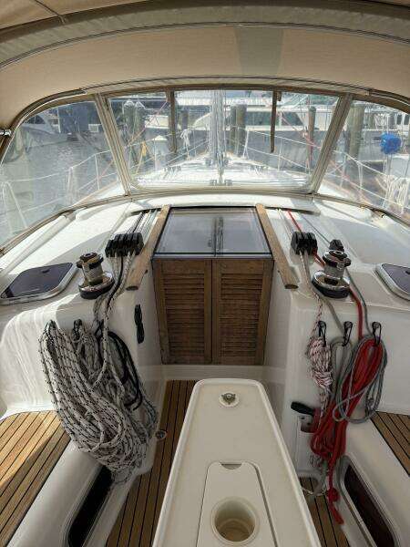 Vision 360 43ft Beneteau Yacht For Sale
