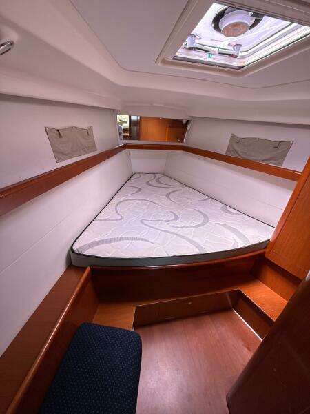 Vision 360 43ft Beneteau Yacht For Sale