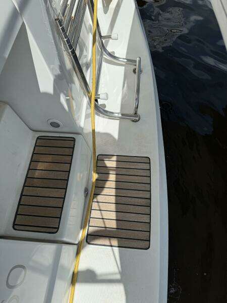 Vision 360 43ft Beneteau Yacht For Sale