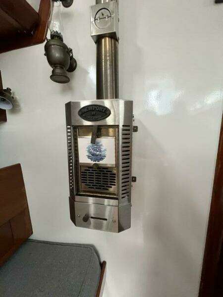 Ma Folie 40ft Hinckley Yacht For Sale Ma Folie 40ft Hinckley Yacht For Sale