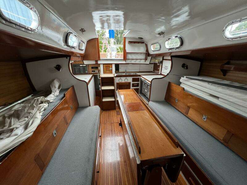 Ma Folie 40ft Hinckley Yacht For Sale Ma Folie 40ft Hinckley Yacht For Sale