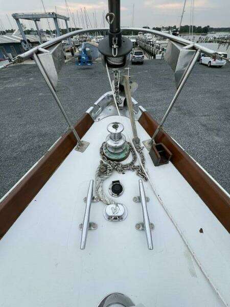 Ma Folie 40ft Hinckley Yacht For Sale Ma Folie 40ft Hinckley Yacht For Sale