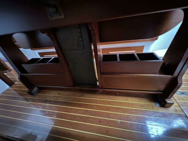 Ma Folie 40ft Hinckley Yacht For Sale Ma Folie 40ft Hinckley Yacht For Sale