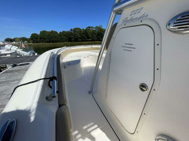 22ft Pioneer Yacht For Sale